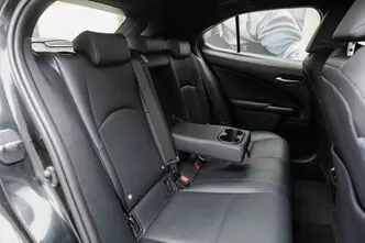 Lexus UX 250, 2.0, 112 kW, bensiin, automaat, esivedu