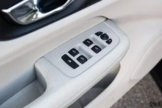 Volvo V60, 2.0, 110 kW, diisel, automaat, esivedu
