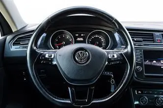 Volkswagen Tiguan, 1.4, 110 kW, petrol, automatic, front-wheel drive