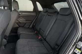 Audi Q3, 1.4, 110 kW, pistikhübriid, automaat, esivedu