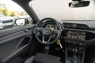 Audi Q3, 1.4, 110 kW, pistikhübriid, automaat, esivedu
