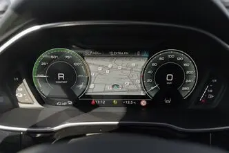 Audi Q3, 1.4, 110 kW, pistikhübriid, automaat, esivedu