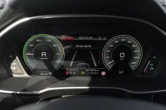 Audi Q3, 1.4, 110 kW, pistikhübriid, automaat, esivedu