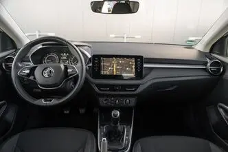 Škoda Fabia, 1.0, 81 kW, бензин, механическая, передний привод
