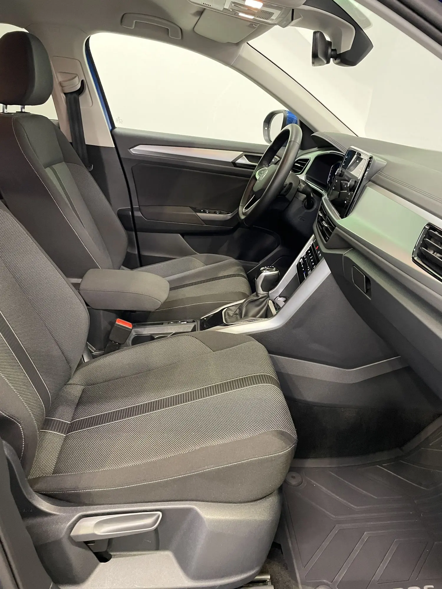 Volkswagen T-Roc, 1.5, 110 kW, бензин, автомат, передний привод