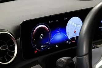 Mercedes-Benz A 200, 1.3, 120 kW, bensiin, automaat, esivedu