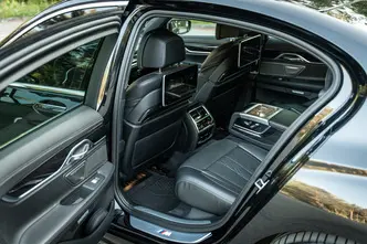 BMW 740, 3.0, 235 kW, diesel, automatic, four-wheel drive