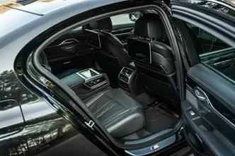 BMW 740, 3.0, 235 kW, diesel, automatic, four-wheel drive
