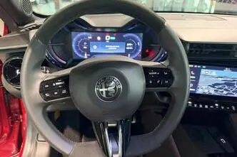 Alfa Romeo Junior, 115 kW, electric, automatic, front-wheel drive