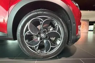 Alfa Romeo Junior, 115 kW, electric, automatic, front-wheel drive