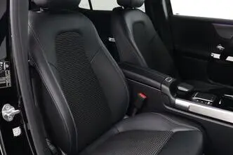 Mercedes-Benz GLB 200, 1.3, 120 kW, bensiin, automaat, esivedu