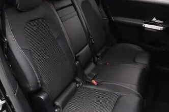 Mercedes-Benz GLB 200, 1.3, 120 kW, bensiin, automaat, esivedu