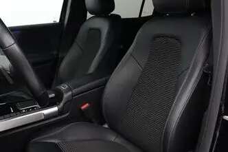 Mercedes-Benz GLB 200, 1.3, 120 kW, bensiin, automaat, esivedu