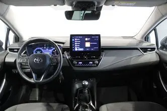 Toyota Corolla, 1.5, 92 kW, bensiin, manuaal, esivedu