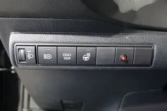 Toyota Corolla, 1.5, 92 kW, bensiin, manuaal, esivedu