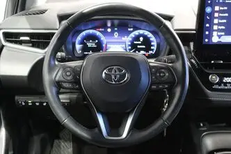 Toyota Corolla, 1.5, 92 kW, bensiin, manuaal, esivedu