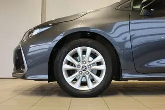 Toyota Corolla, 1.5, 92 kW, bensiin, manuaal, esivedu