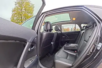 Toyota Avensis, 2.2, 110 kW, дизель, автомат, передний привод