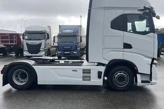 Iveco S-Way, 12.9, 368 kW, diisel, automaat, tagavedu