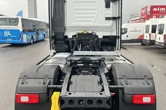 Iveco S-Way, 12.9, 368 kW, diisel, automaat, tagavedu