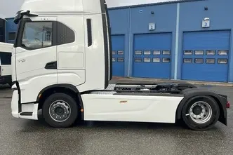 Iveco S-Way, 12.9, 368 kW, diisel, automaat, tagavedu