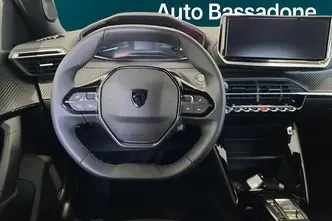 Peugeot 2008, электричество, автомат, передний привод