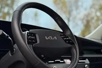 Kia Niro, 1.6, 77.2 kW, hübriid, automaat, esivedu