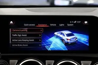 Mercedes-Benz A 200, 1.3, 120 kW, bensiin, automaat, esivedu
