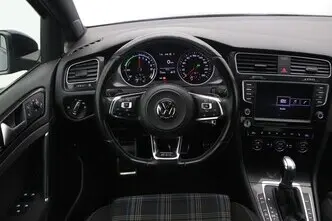 Volkswagen Golf, 1.4, 110 kW, plug-in hybrid, automatic, front-wheel drive