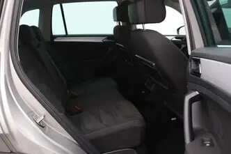 Volkswagen Tiguan, 1.4, 92 kW, petrol, manual, front-wheel drive