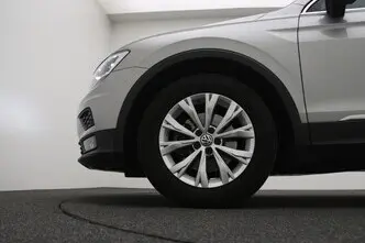 Volkswagen Tiguan, 1.4, 92 kW, petrol, manual, front-wheel drive