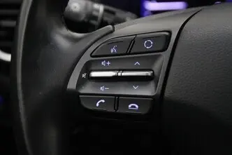 Hyundai Kona, 1.0, 88 kW, petrol, manual, front-wheel drive