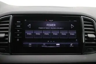 Škoda Karoq, 1.6, 85 kW, diesel, automatic, front-wheel drive