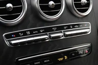 Mercedes-Benz C 300, 2.0, 155 kW, pistikhübriid, automaat, tagavedu
