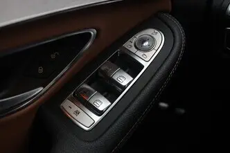 Mercedes-Benz C 300, 2.0, 155 kW, pistikhübriid, automaat, tagavedu
