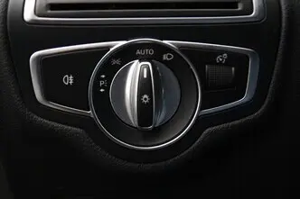 Mercedes-Benz C 300, 2.0, 155 kW, pistikhübriid, automaat, tagavedu