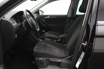 Volkswagen Tiguan, 1.4, 92 kW, petrol, manual, front-wheel drive