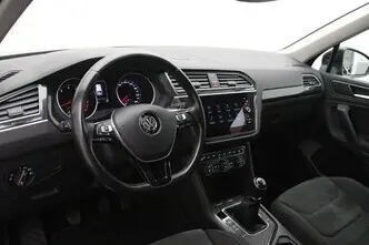 Volkswagen Tiguan, 1.4, 92 kW, petrol, manual, front-wheel drive