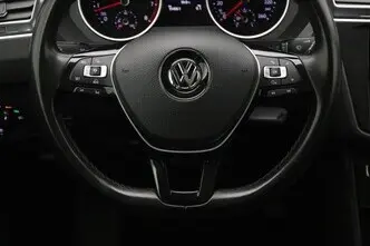 Volkswagen Tiguan, 1.4, 92 kW, petrol, manual, front-wheel drive
