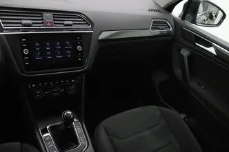 Volkswagen Tiguan, 1.4, 92 kW, petrol, manual, front-wheel drive
