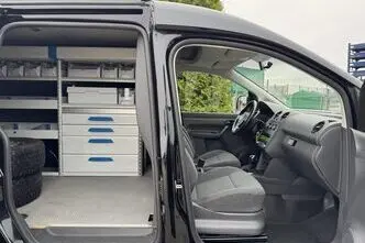 Volkswagen Caddy, 1.6, 75 kW, diisel, automaat, esivedu