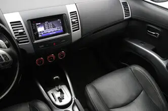 Mitsubishi Outlander, 2.0, 108 kW, бензин, автомат, передний привод