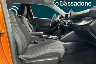 Peugeot 2008, 1.2, 96 kW, бензин, автомат, передний привод