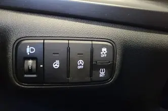 Hyundai i20, 1.0, 74 kW, bensiin, automaat, esivedu