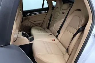 Porsche Panamera, 2.9, 243 kW, hübriid, automaat, nelikvedu