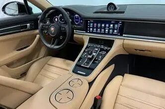 Porsche Panamera, 2.9, 243 kW, hübriid, automaat, nelikvedu