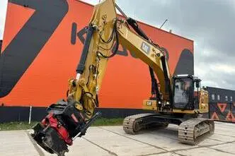 Caterpillar 330, 205 kW, diesel