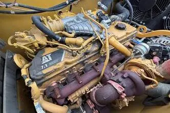 Caterpillar 330, 205 kW, diesel