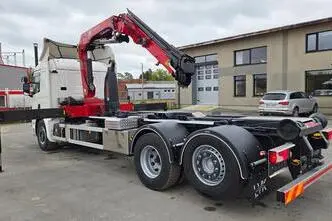 Scania P370 6X2*4 HMF 1730, 272 kW, diisel, automaat