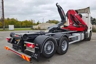 Scania P370 6X2*4 HMF 1730, 272 kW, diisel, automaat